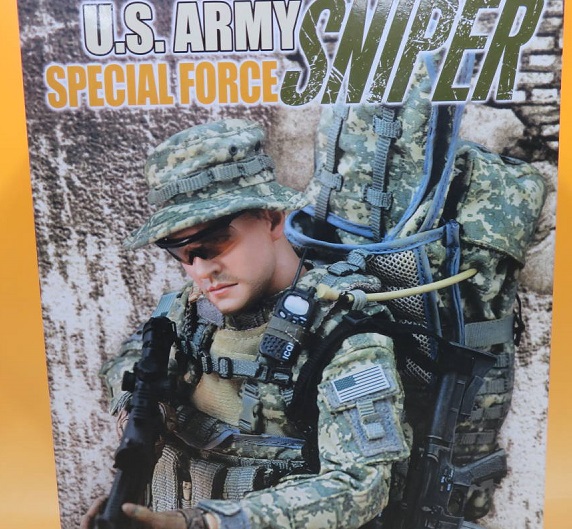 ホットトイズ ミリタリー 16 U.S.ARMY SPECIAL FORCE SNIPER などをお送り頂きました。