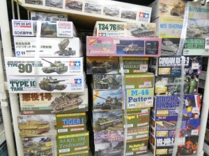 AFVプラモデルやガンプラなど 約300点